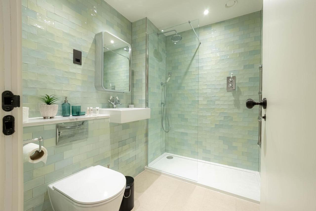 Three Bedroom Near Brick Lane By Belvilla London Exterior photo